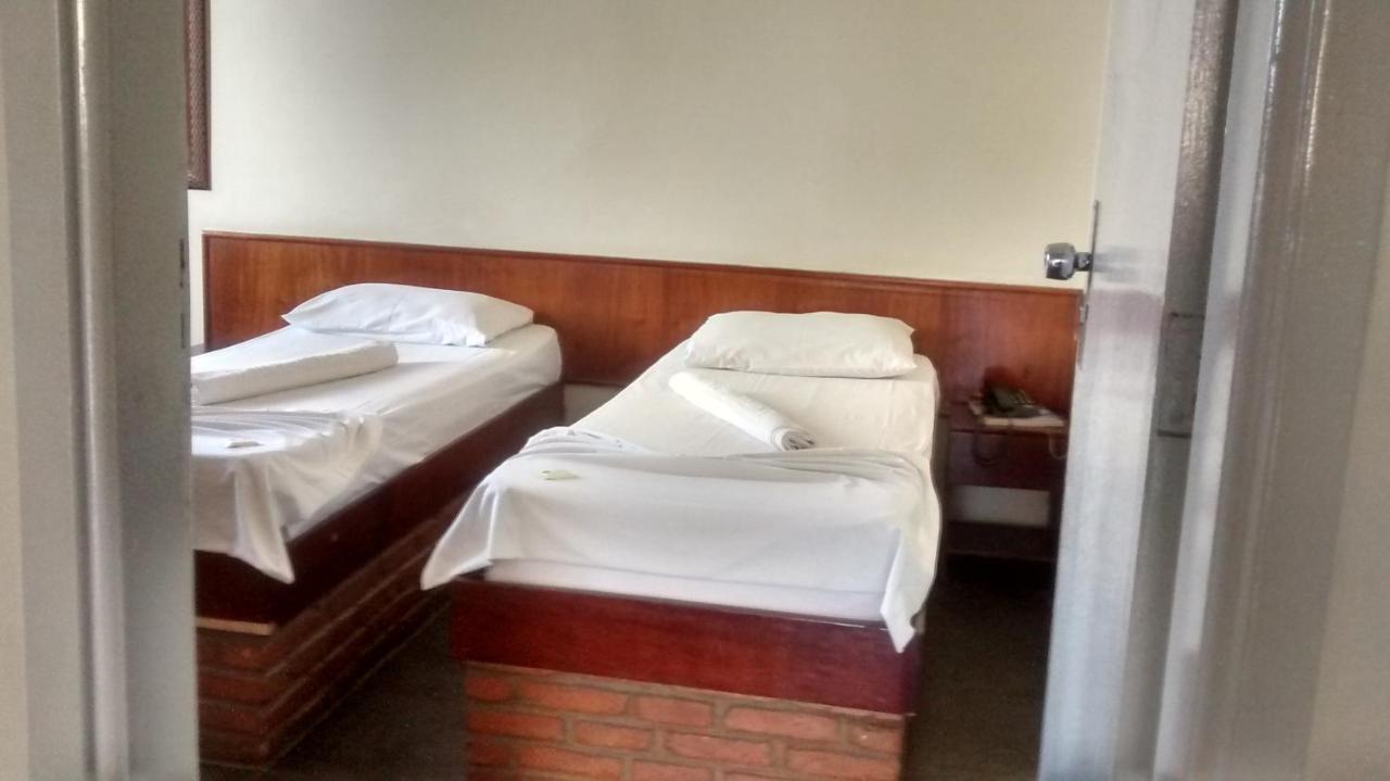 Hotel Alvorada Goiânia Extérieur photo